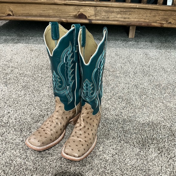 R. Watson 6.5 Women’s Square Toe Boots - Picture 2 of 4